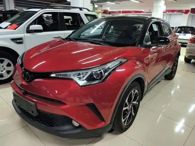 Toyota C-HR 2020 Model 2.0L Leading