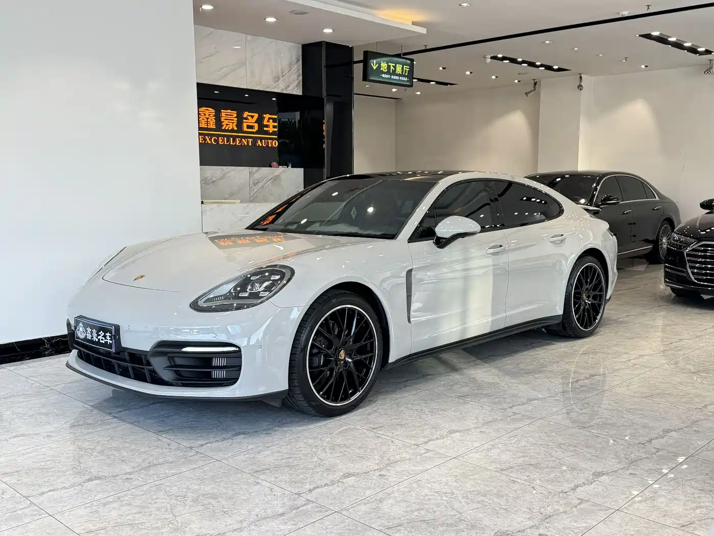 Porsche Panamera 2023 Facelift Panamera 2.9T Platinum Edition
