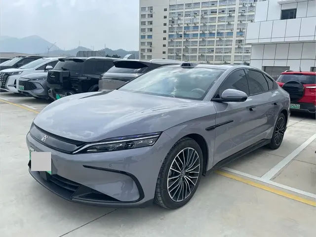 BYD Han 2025 DM-i Smart Driving Edition 125KM LiDAR Flagship