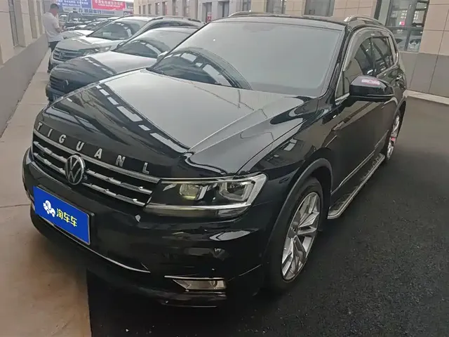 Volkswagen Tiguan L 2021 330TSI Automatic 2WD R-Line Premium