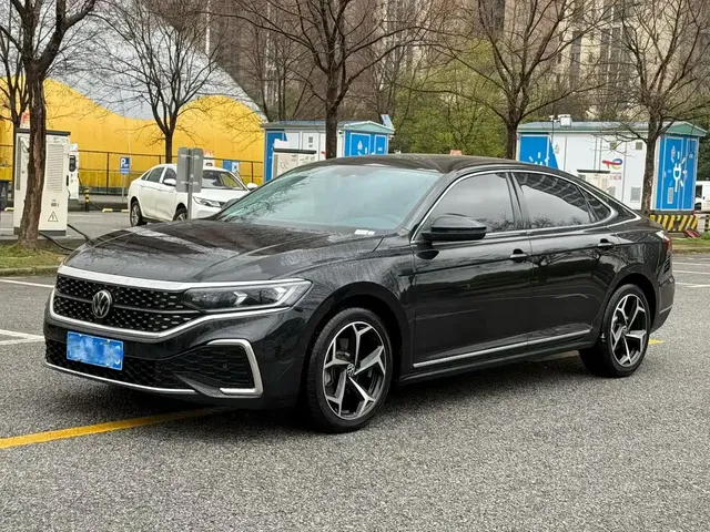 Volkswagen Passat 2024 330TSI Elite Edition