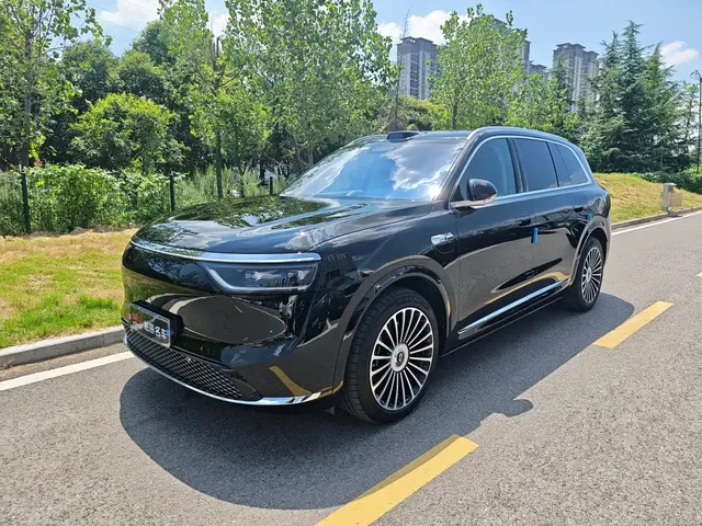 AITO Wenjie AITO M8 2025 Pure Electric Max+ 6-Seater Long Range Version