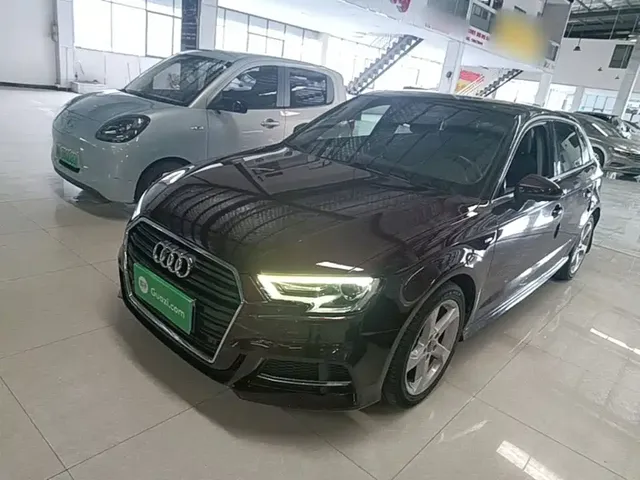 Audi A3 2018 30th Anniversary Sportback 35 TFSI Fashion