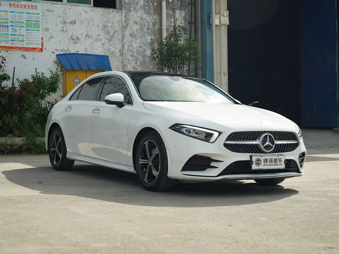 Mercedes-Benz A-Class 2022 A 200 L Sport Sedan Dynamic