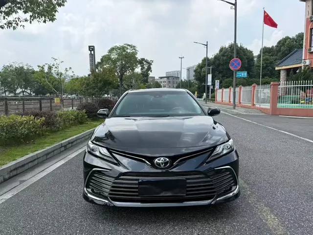 Toyota Camry 2021 2.0G Luxury Edition