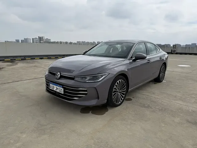 Volkswagen Passat 2025 Pro 380TSI Dragon Prestige Edition