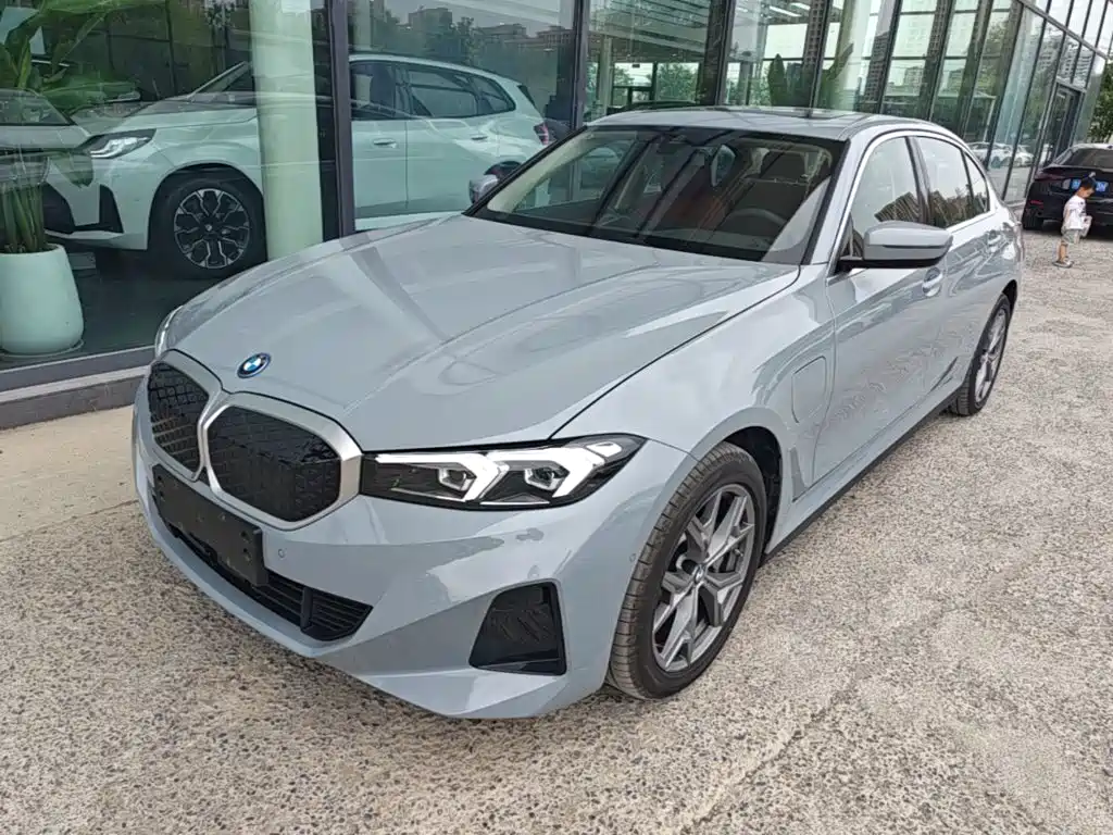 BMW i3 2025 eDrive 35 L