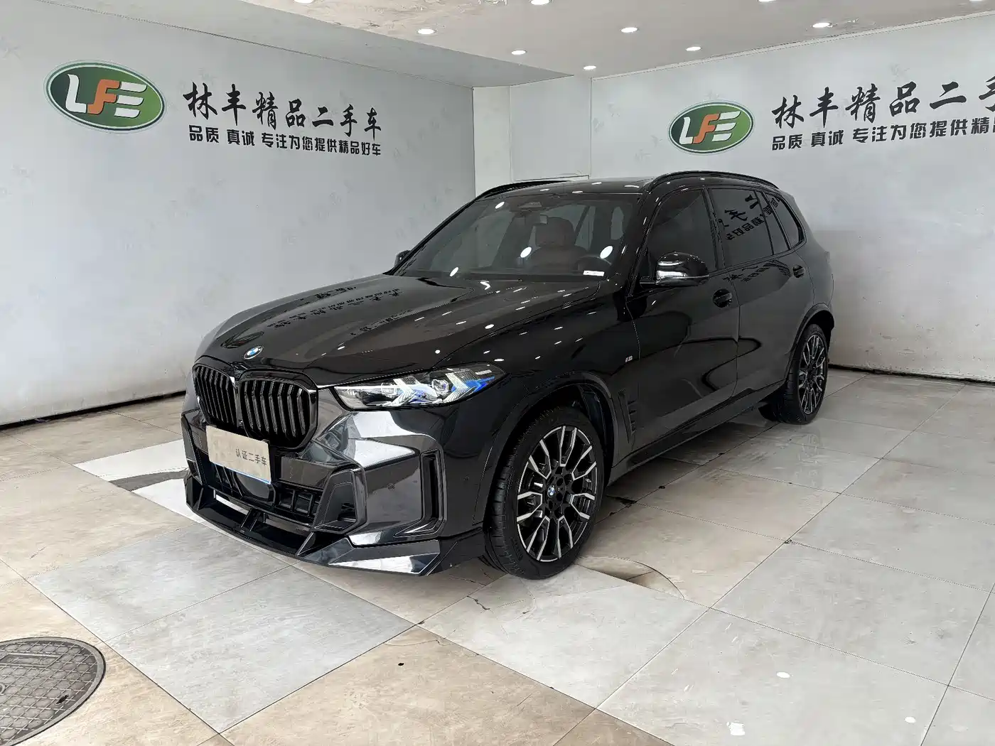 BMW X5 2025 Model xDrive 40Li M Sport Blackout Package