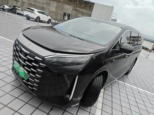 BYD Xia 2026 DM-i 1.5T 218km Premium