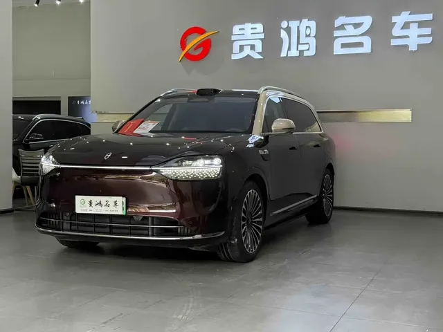 AITO Wenjie AITO M9 2025 Extended Range Max 52kWh 6-Seater
