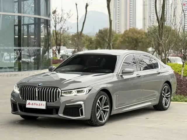 BMW 7 Series 2021 Model 730Li M Sport Package