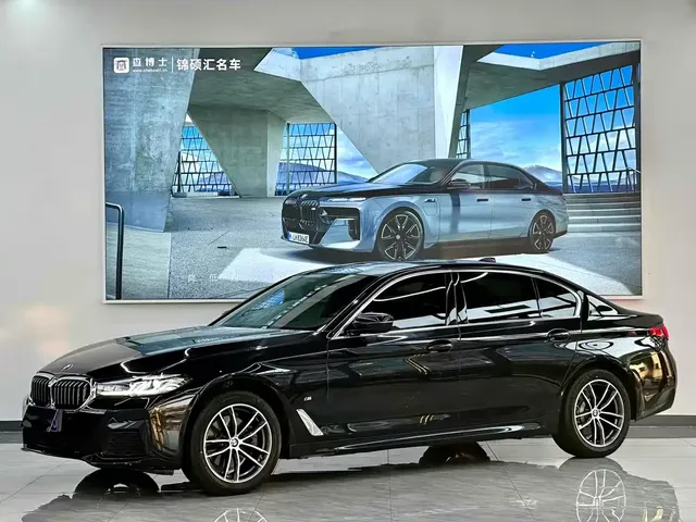 BMW 5 Series 2021 Facelift 525Li Luxury Package