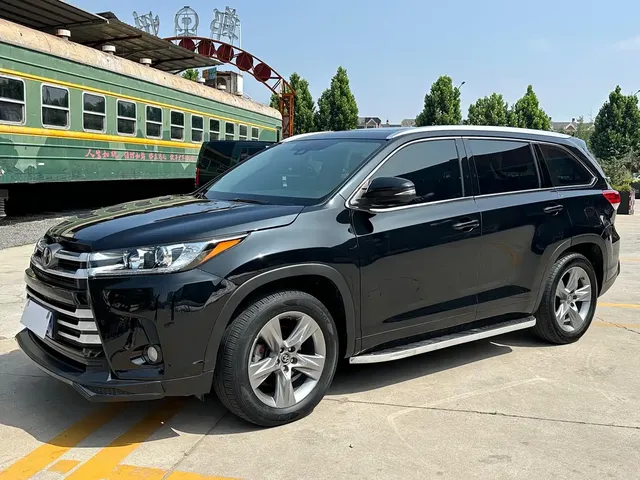 Toyota Highlander 2021 2.0T AWD Luxury 7-Seater