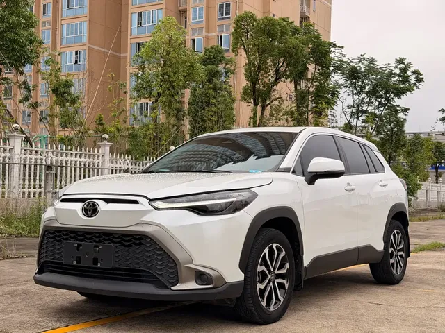 Toyota Frontlander 2023 2.0L CVT Luxury Edition
