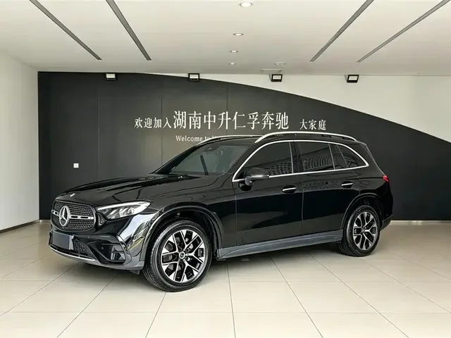 Mercedes-Benz GLC 2023 Facelift GLC 260 L 4MATIC Luxury 5-Seater