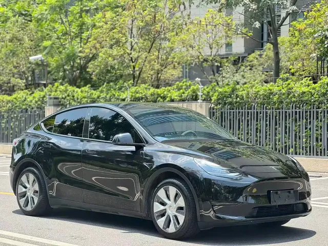 Tesla Model Y 2023 Rear-Wheel Drive Edition