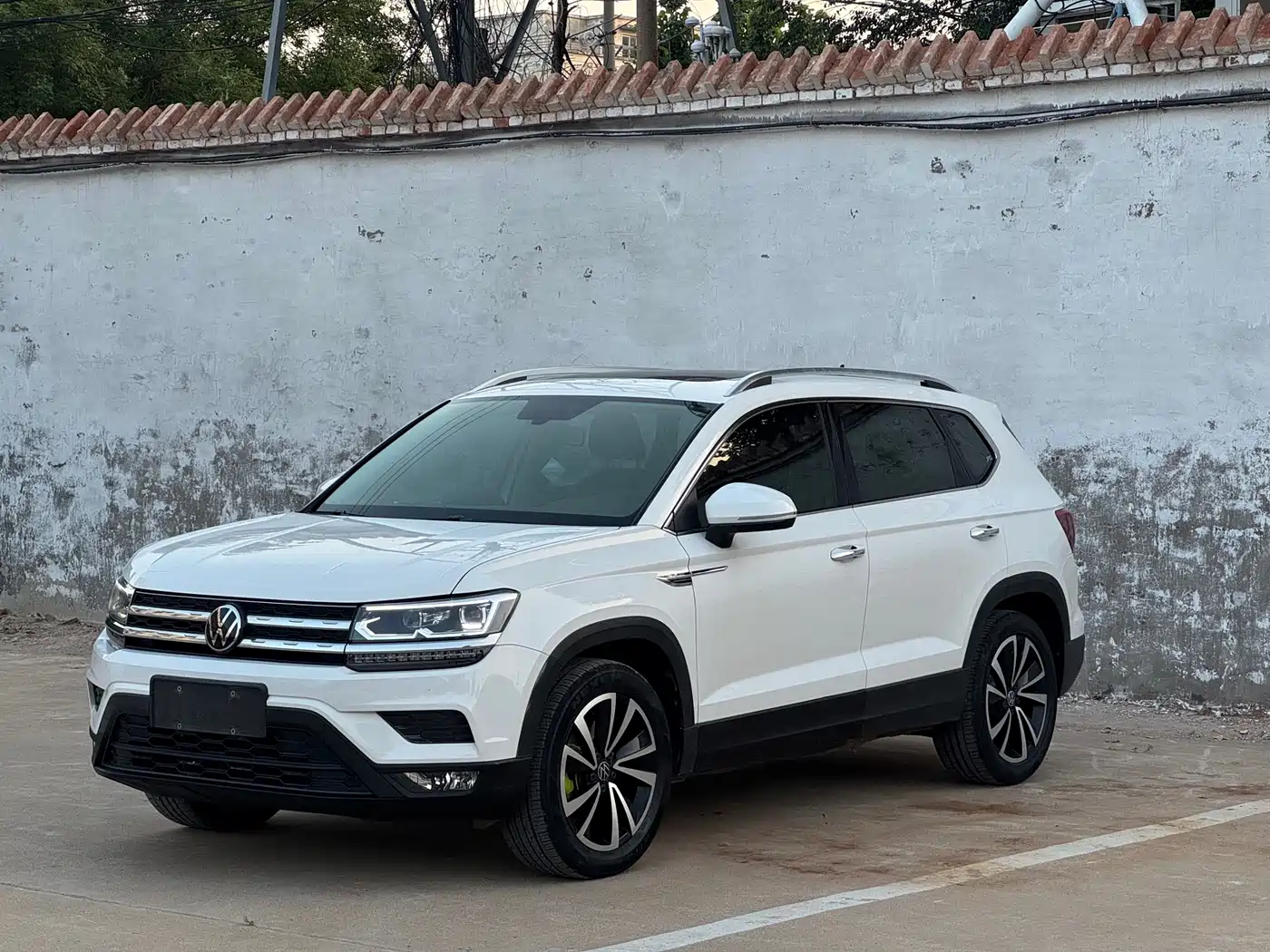 Volkswagen Tharu 2022 280TSI FWD Luxury Edition