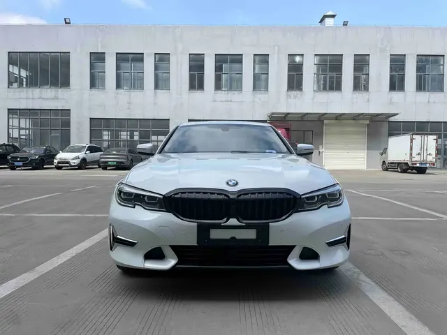 BMW 3 Series 2020 325Li Launch Edition