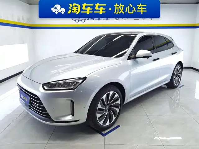 AITO Wenjie AITO M5 2022 Extended Range AWD Performance Edition