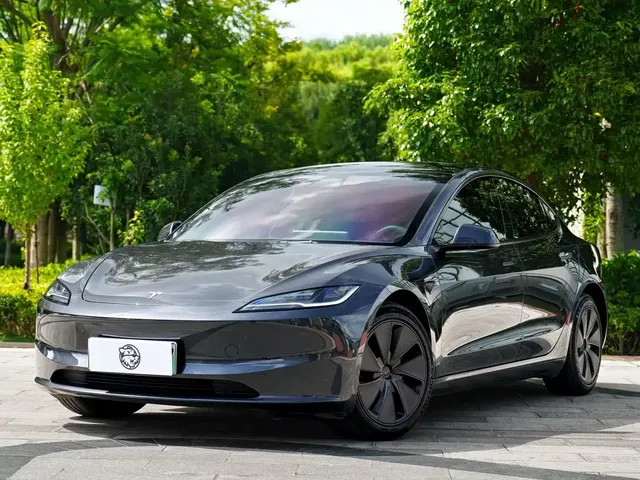 Tesla Model 3 2023 Long Range All-Wheel Drive