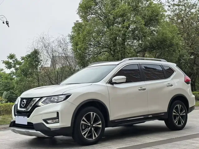 Nissan X-Trail 2019 2.5L CVT Smart Connect Leading Edition 4WD