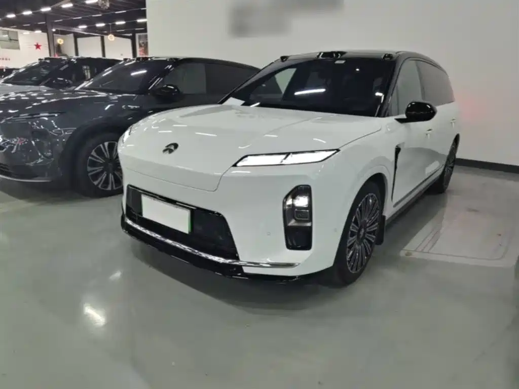 NIO ES8 2025 Model 6-Seat Executive Luxury Edition