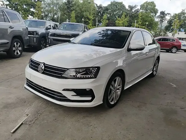 Volkswagen Sagitar 2018 280TSI DSG Spark Edition