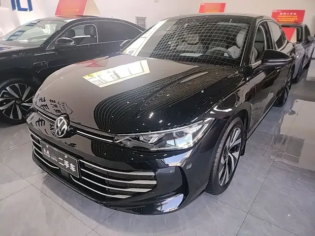 Volkswagen Passat 2025 Pro 380TSI Dragon Glory Edition