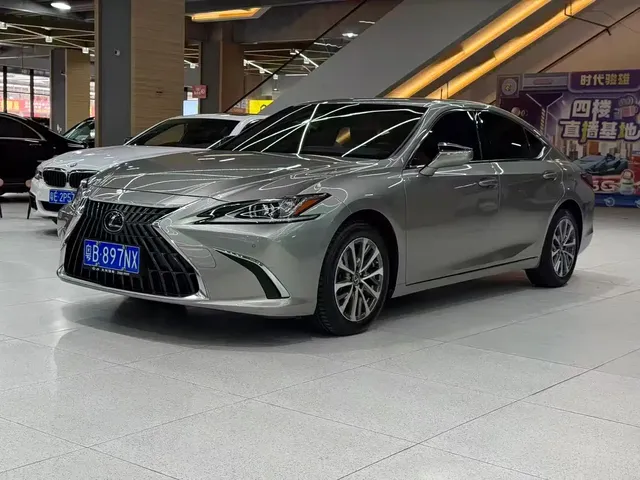 Lexus ES 2021 200 Excellence Edition