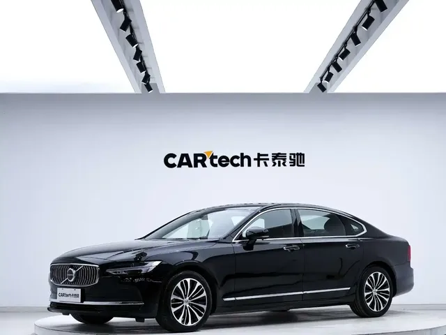 Volvo S90 2023 B5 Intelligent Vision Luxury Edition