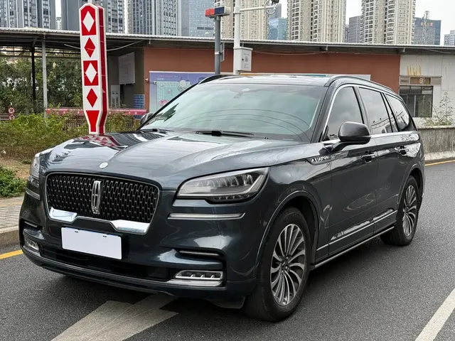 Lincoln Aviator 2022 3.0T V6 AWD Centennial Limited Edition