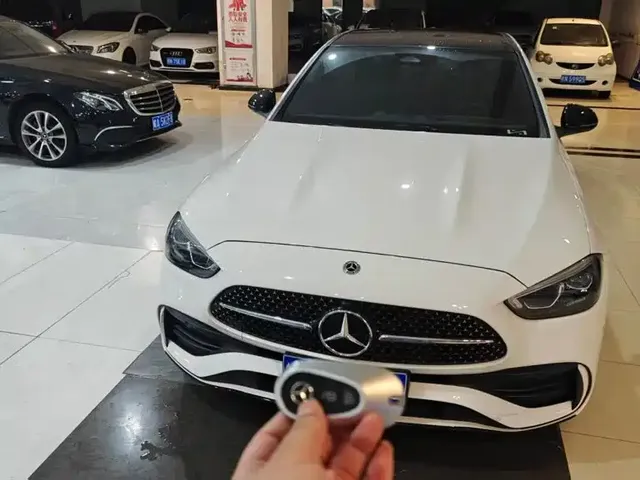 Mercedes-Benz C-Class 2023 C 260 L Night Edition Sport