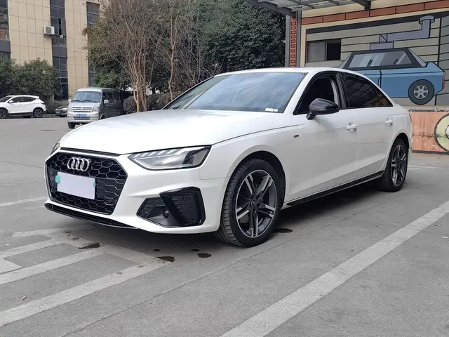 Audi A4L 2022 40 TFSI Luxury Dynamic