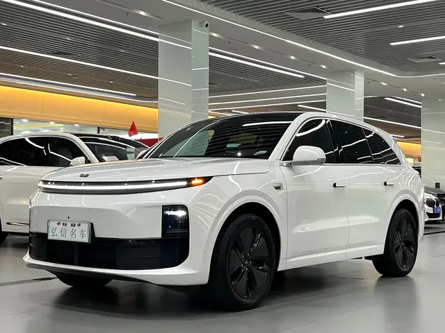 Li Auto L6 2024 Pro
