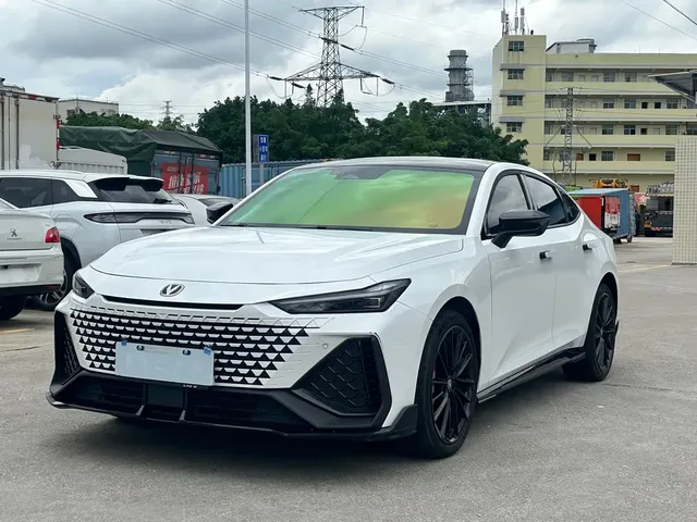 Changan UNI-V 2024 2.0T High Performance Edition