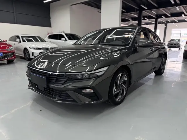 Hyundai Elantra 2023 1.5L CVT GLX Elite Edition