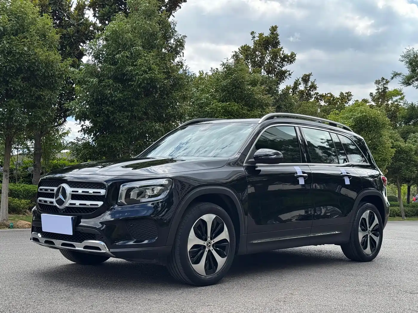 Mercedes-Benz GLB 2022 Model GLB 200 Fashion Edition