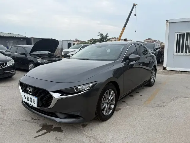 Mazda 3 Axela 2023 2.0L Auto Zhiqing