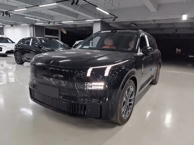 Lynk & Co 900, 2026