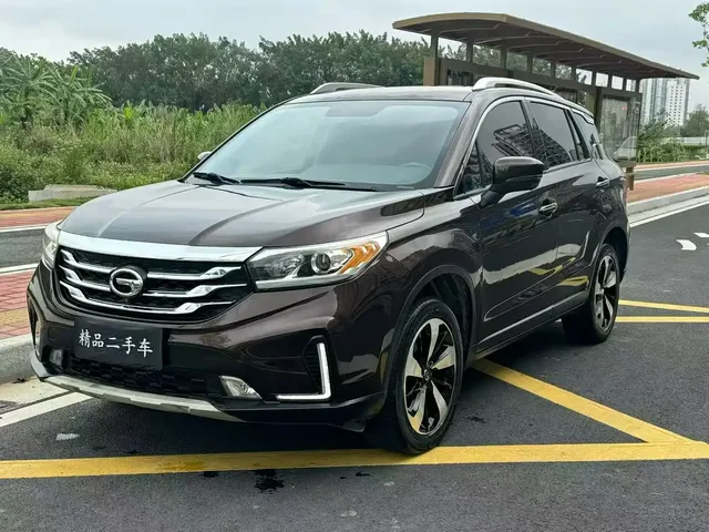 GAC Trumpchi GS4 2018 235T Automatic 2WD Luxury Smart Connect