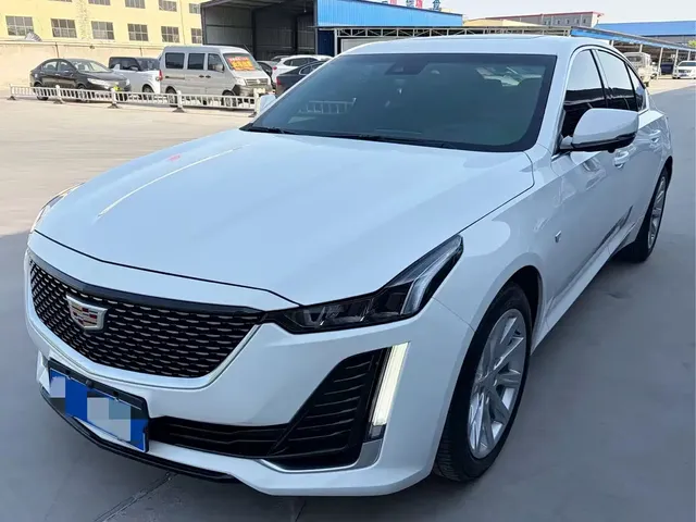 Cadillac CT5 2023 28T Fashion Style