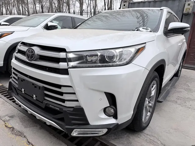 Toyota Highlander 2018 2.0T 4WD Luxury 7-seater (China V)