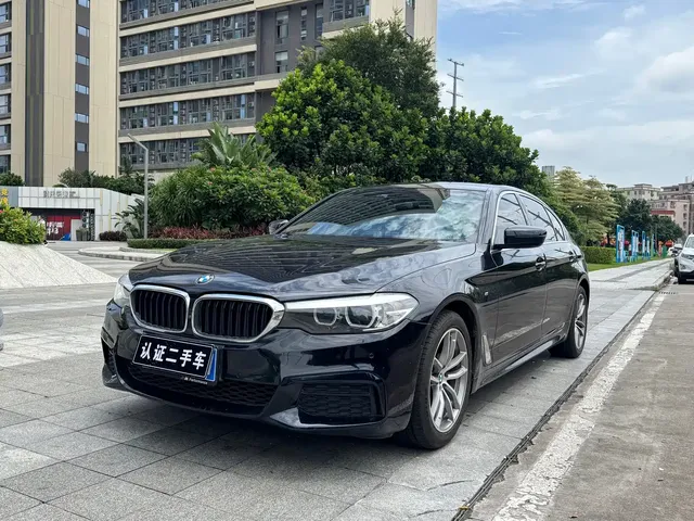 BMW 5 Series 2020 525Li M Sport Package