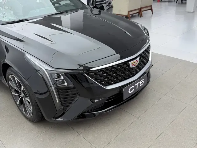 Cadillac CT5 2025 Model 28T Track Performance Edition