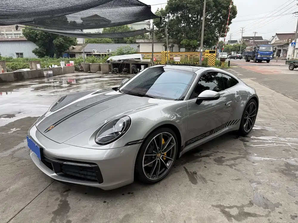 Porsche 911 2022 Carrera 3.0T