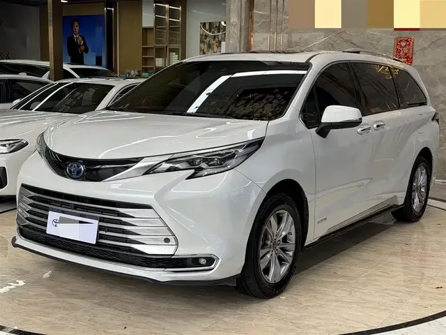 Toyota Sienna 2021 2.5L Hybrid Platinum Edition