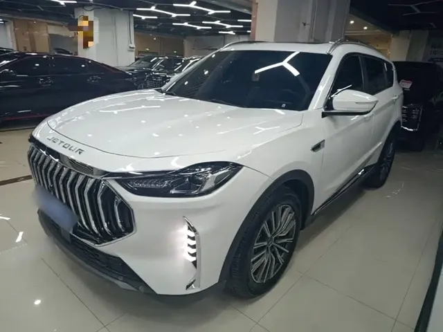 Jetour X70 PLUS 2023 1.5T DCT Warrior PLUS 5-seater