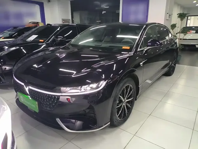 Voyah Auto VOYAH Zhuiguang 2024 PHEV AWD Ultra-long Range Executive Edition