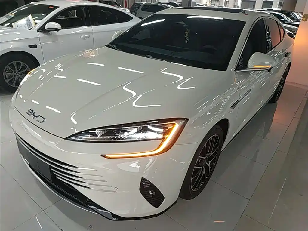 BYD Seal 2024 Glory Edition DM-i 1.5L 121km Luxury