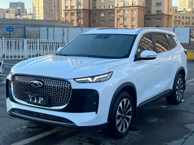 Chery Tiggo 8 PLUS 2025 Model 290TGDI DCT Momentum Edition 5-Seater